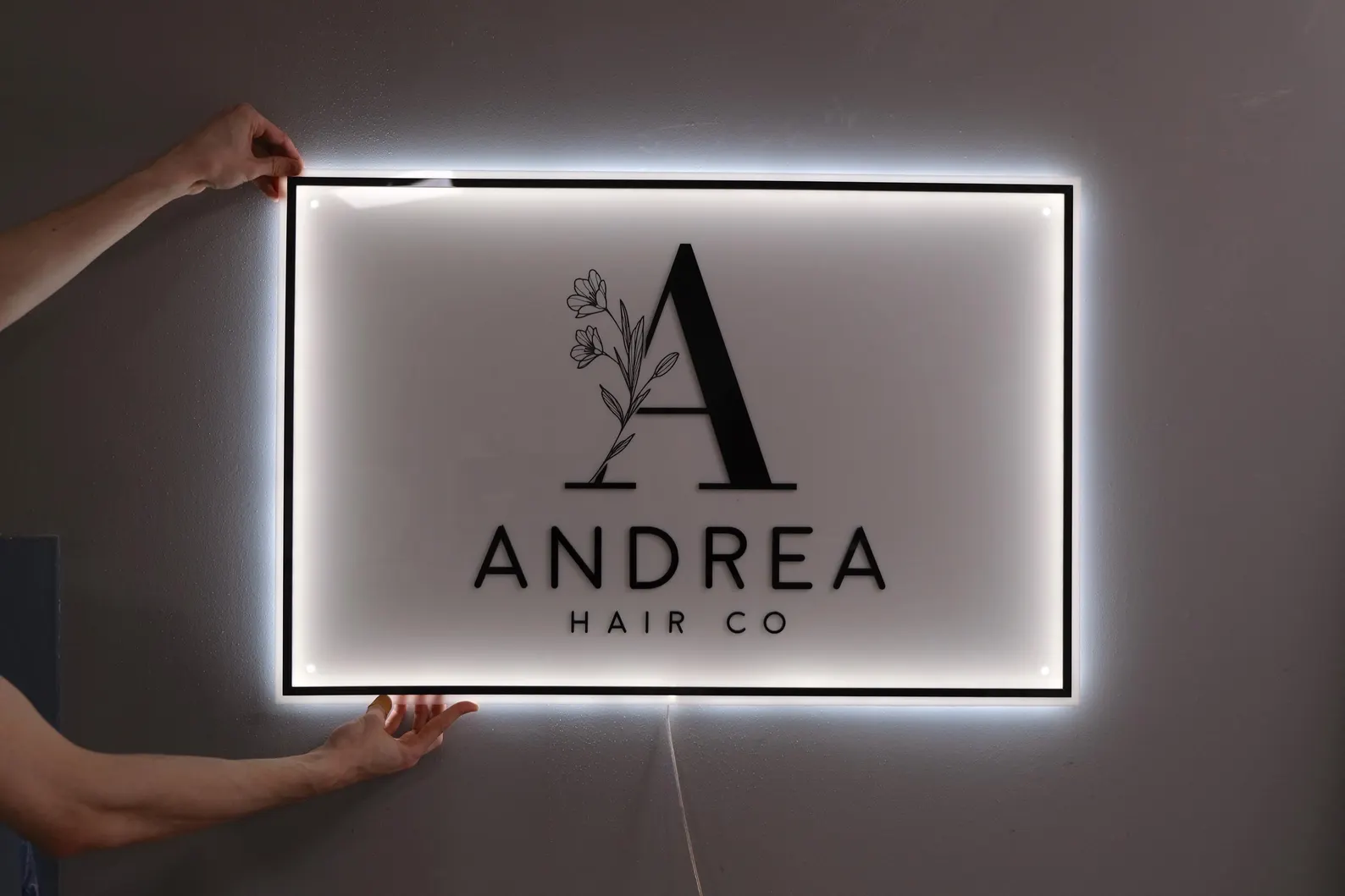 Custom Business Logo LED Sign  – обзор и цена Lighting Decor Company